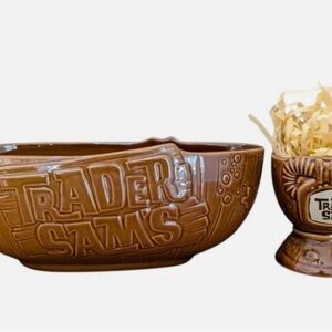 Trader Sam's Disneyland Brown Ceramic Chips and Dip Nautilus Set